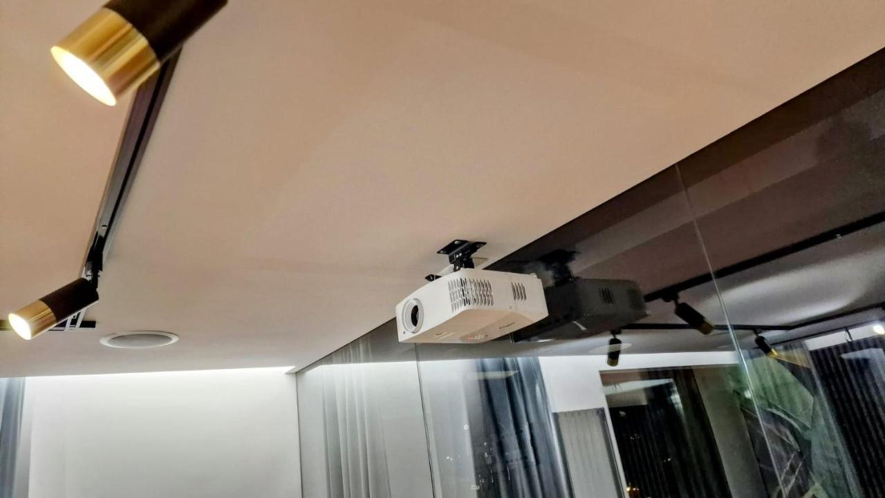 Apartment Czarna Perla Z Duzym Tarasem Na Dachu 75m2 , Projektor ,garaz Podziemny